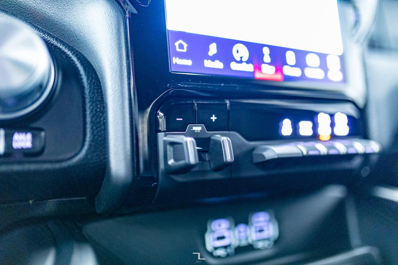 2022 Ram 1500 4x4 Crew Cab Rebel Leather Nav BCam Red Deer AB