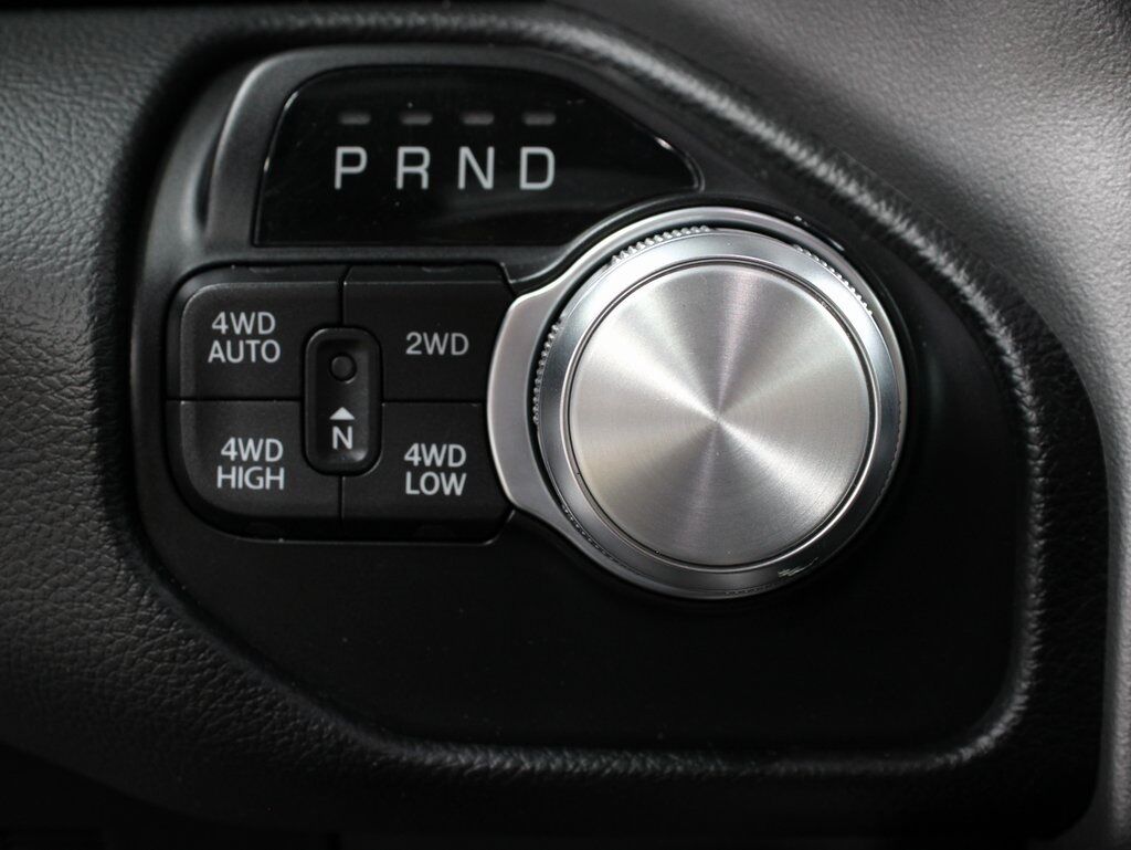 2022 Ram 1500 4x4 Crew Cab Sport Fond du Lac WI