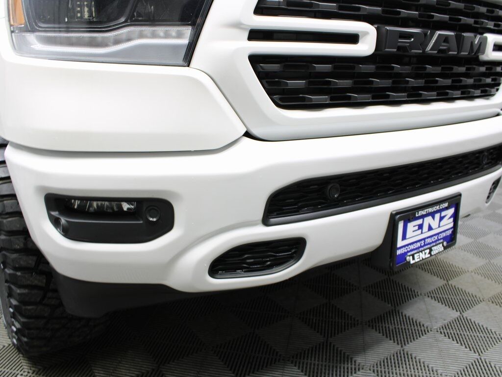 2022 Ram 1500 4x4 Crew Cab Sport Fond du Lac WI