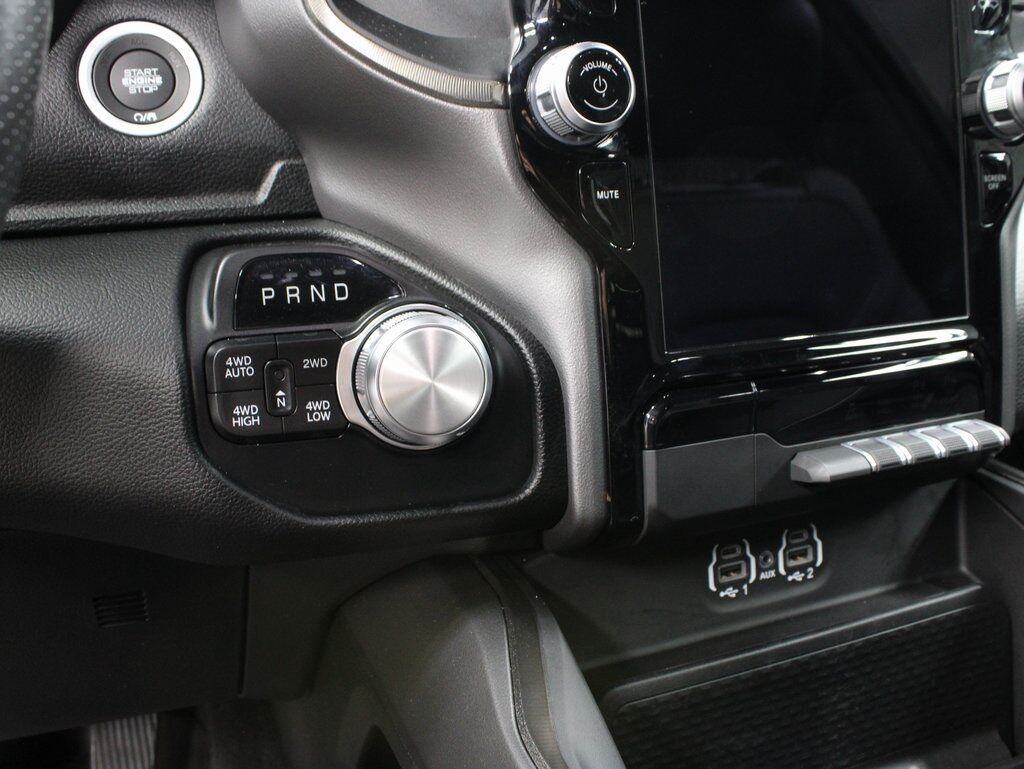2022 Ram 1500 4x4 Crew Cab Sport Fond du Lac WI