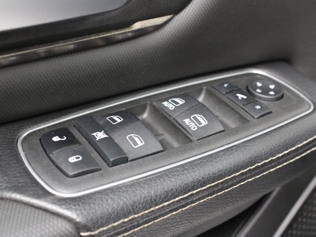 2022 Ram 1500 4x4 Crew Cab Sport Fond du Lac WI