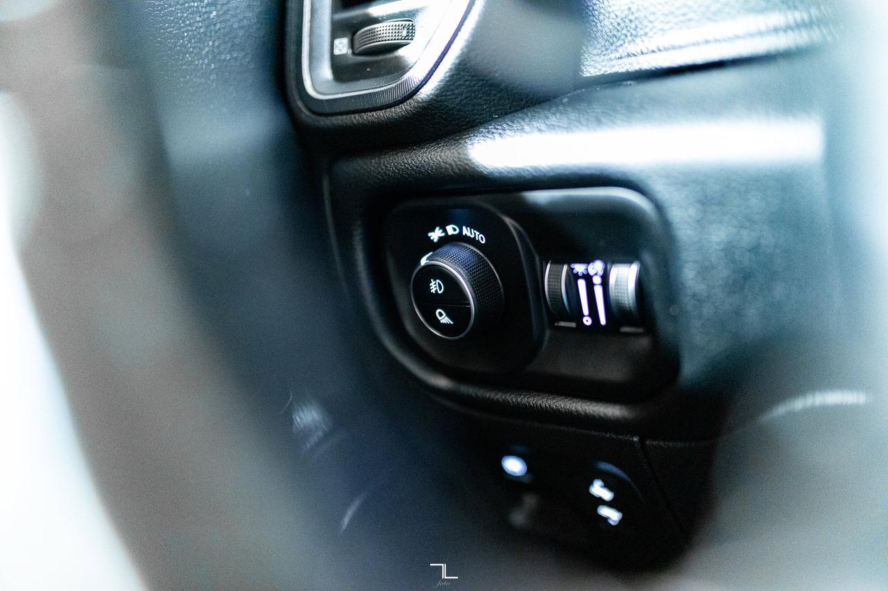 2022 Ram 1500 4x4 Crew Cab Sport GT Leather Nav BCam Red Deer AB