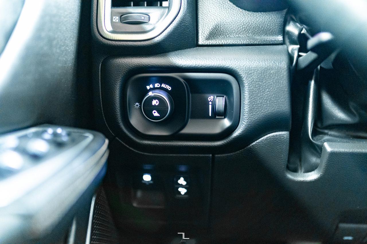 2022 Ram 1500 4x4 Crew Cab Sport Leather Nav BCam Red Deer AB