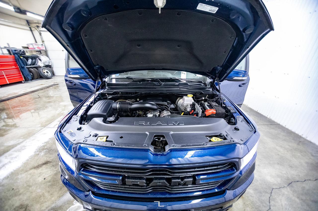 2022 Ram 1500 4x4 Crew Cab Sport Leather Nav BCam Red Deer AB