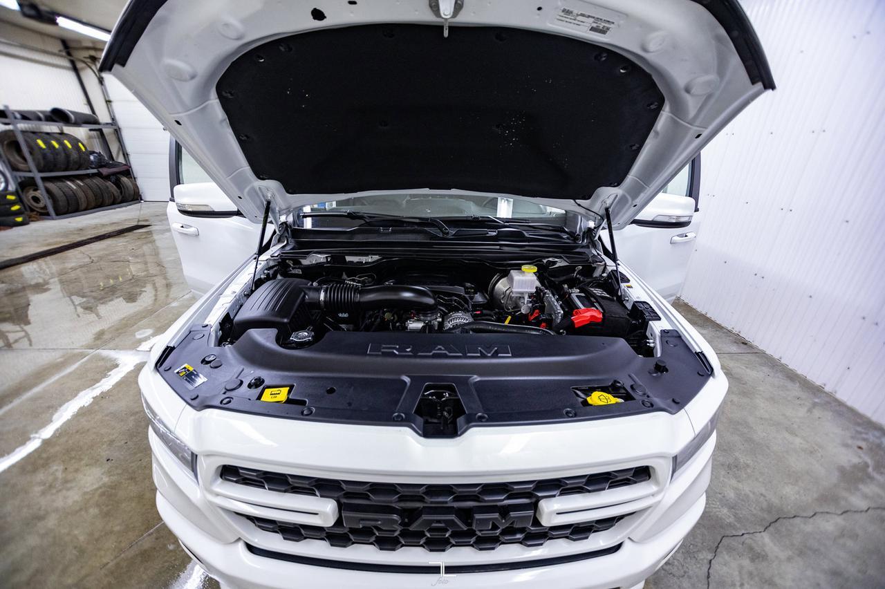 2022 Ram 1500 4x4 Crew Cab Sport Leather Nav BCam Red Deer AB