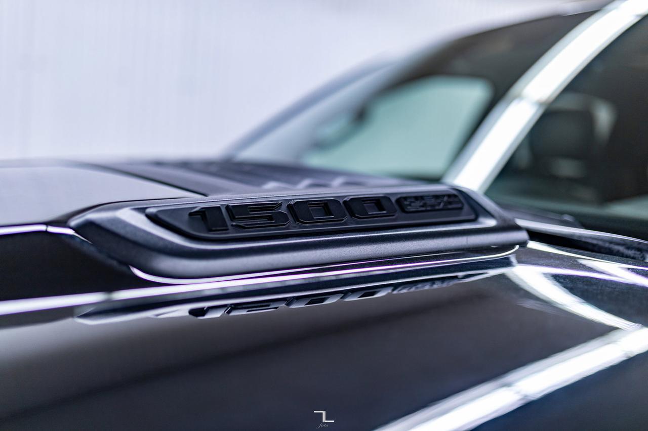 2022 Ram 1500 4x4 Crew Cab Sport Night Edition Leather Roof Nav Red Deer AB