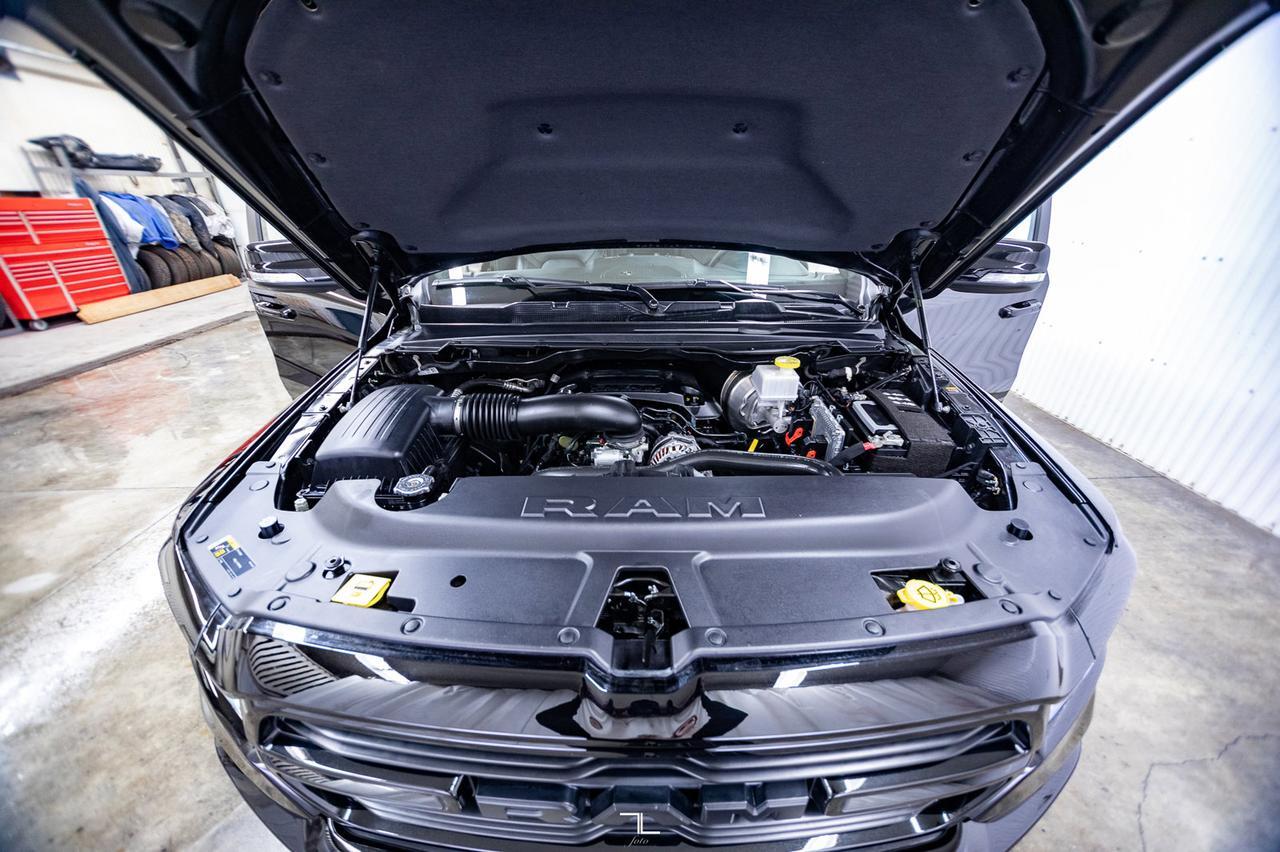 2022 Ram 1500 4x4 Crew Cab Sport Night Edition Leather Roof Nav Red Deer AB