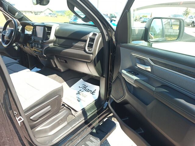 2022 Ram 1500 Big Horn  - WARRANTY! - LOW KMS - 4x4 AUTO 100 Mile House BC