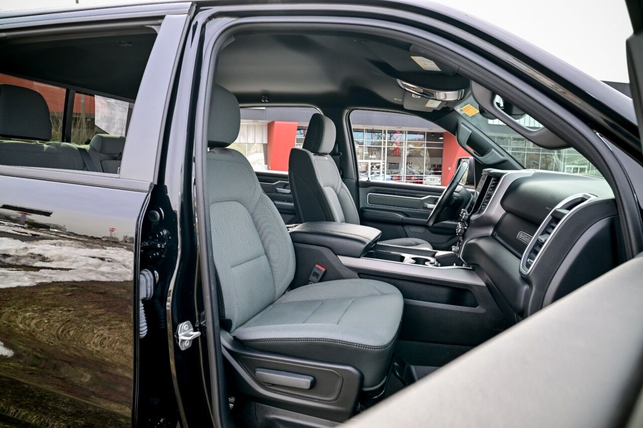 2022 Ram 1500 Big Horn, 20'' Wheels, Remote Start, Navigation Springfield NJ