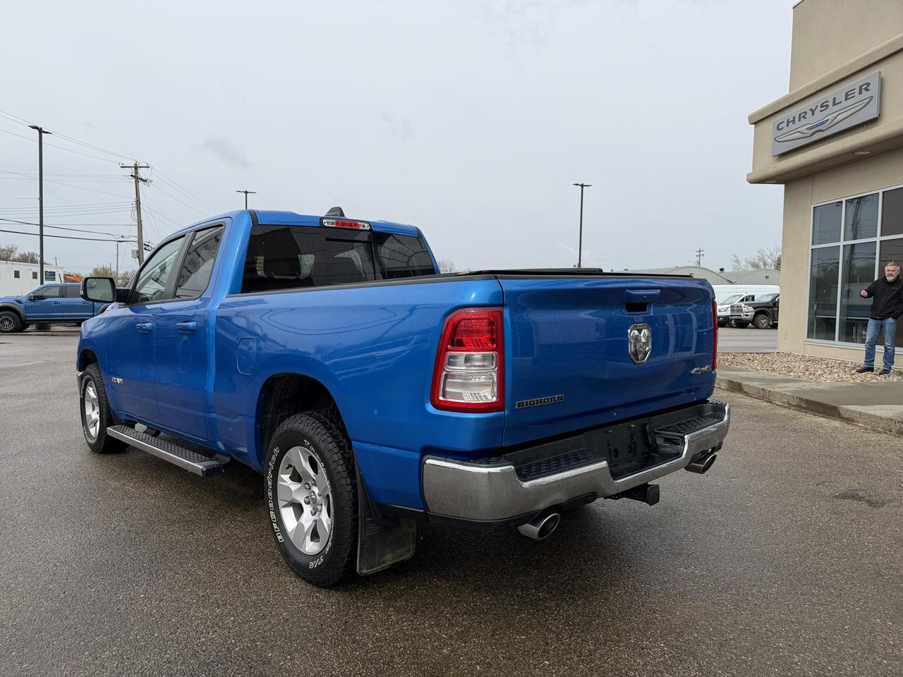 2022 Ram 1500 Big Horn Crew Cab 4x4 | HEMI V8 | Hydro Blue Pearl | Cloth Seats | Alpine Audio | Remote Start | NAV Redwater AB