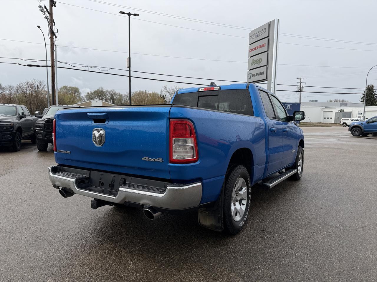 2022 Ram 1500 Big Horn Crew Cab 4x4 | HEMI V8 | Hydro Blue Pearl | Cloth Seats | Alpine Audio | Remote Start | NAV Redwater AB