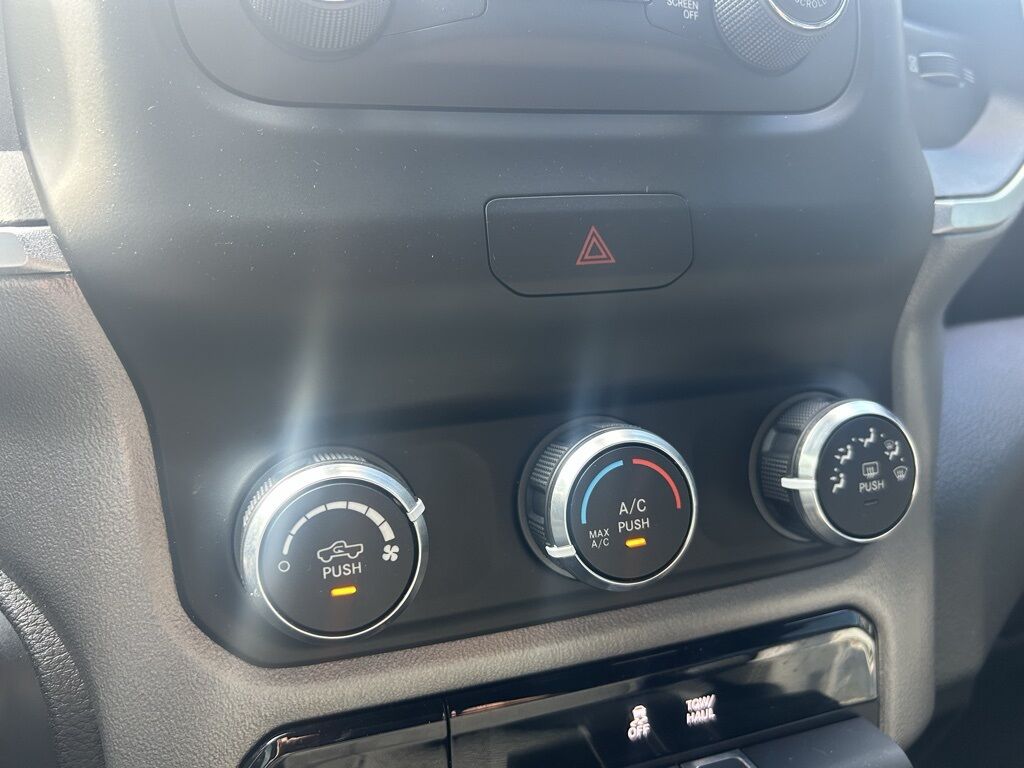 2022 Ram 1500 Big Horn/Lone Star Crestwood KY