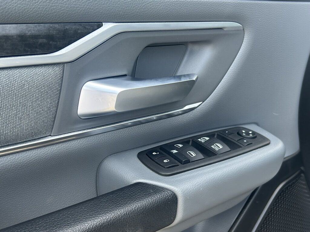 2022 Ram 1500 Big Horn/Lone Star Crestwood KY