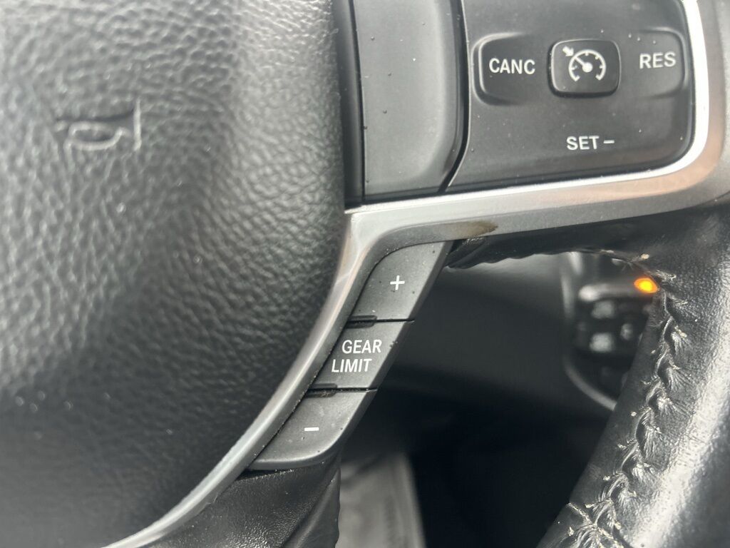 2022 Ram 1500 Big Horn/Lone Star Crestwood KY