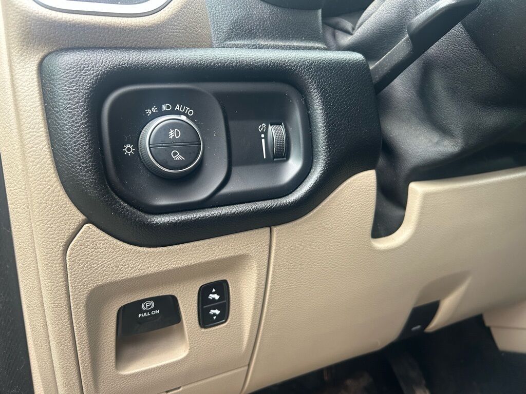 2022 Ram 1500 Big Horn/Lone Star Crestwood KY