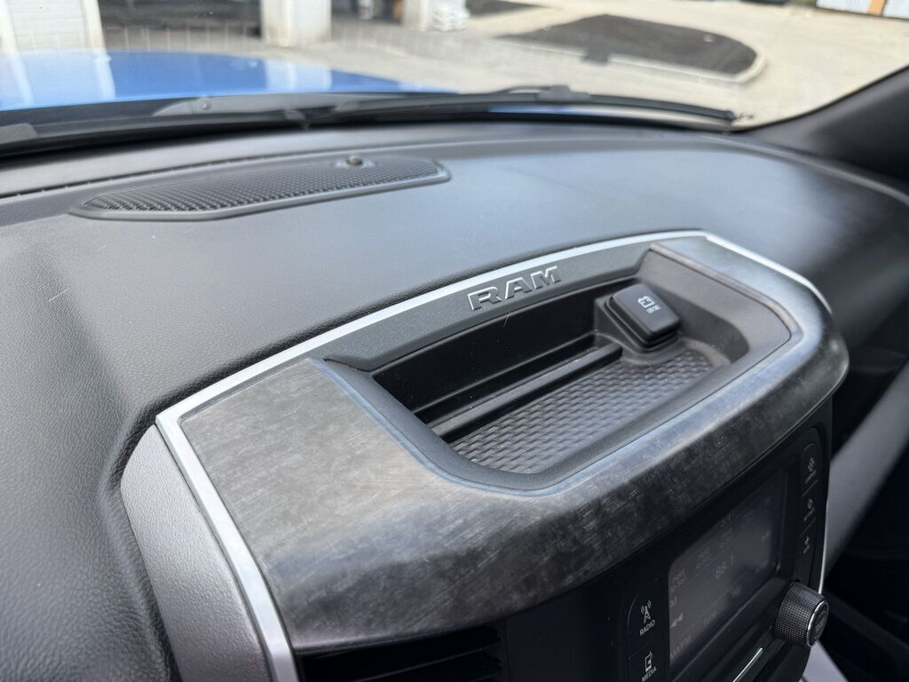 2022 Ram 1500 Big Horn/Lone Star Crestwood KY