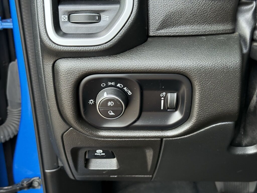 2022 Ram 1500 Big Horn/Lone Star Crestwood KY