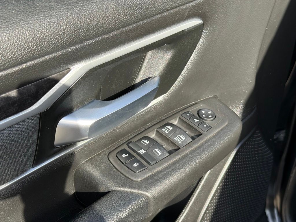2022 Ram 1500 Big Horn/Lone Star Crestwood KY