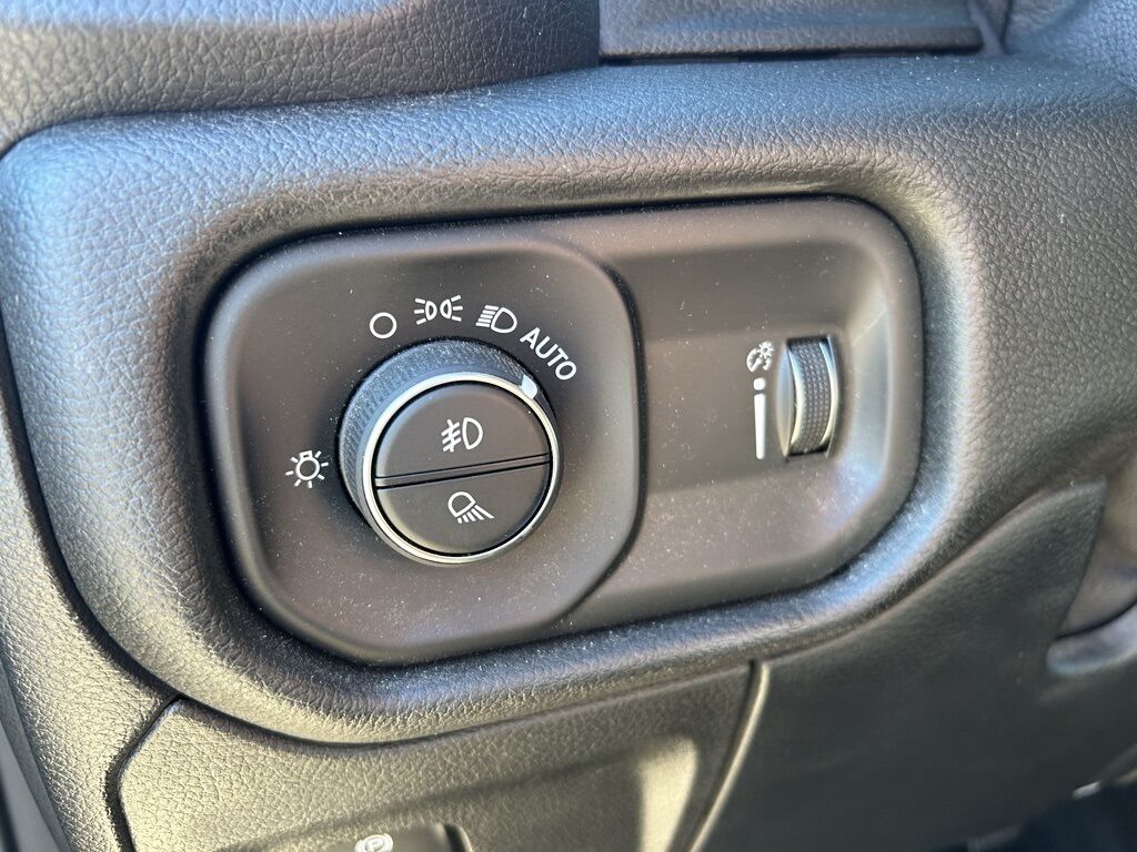 2022 Ram 1500 Big Horn/Lone Star Crestwood KY