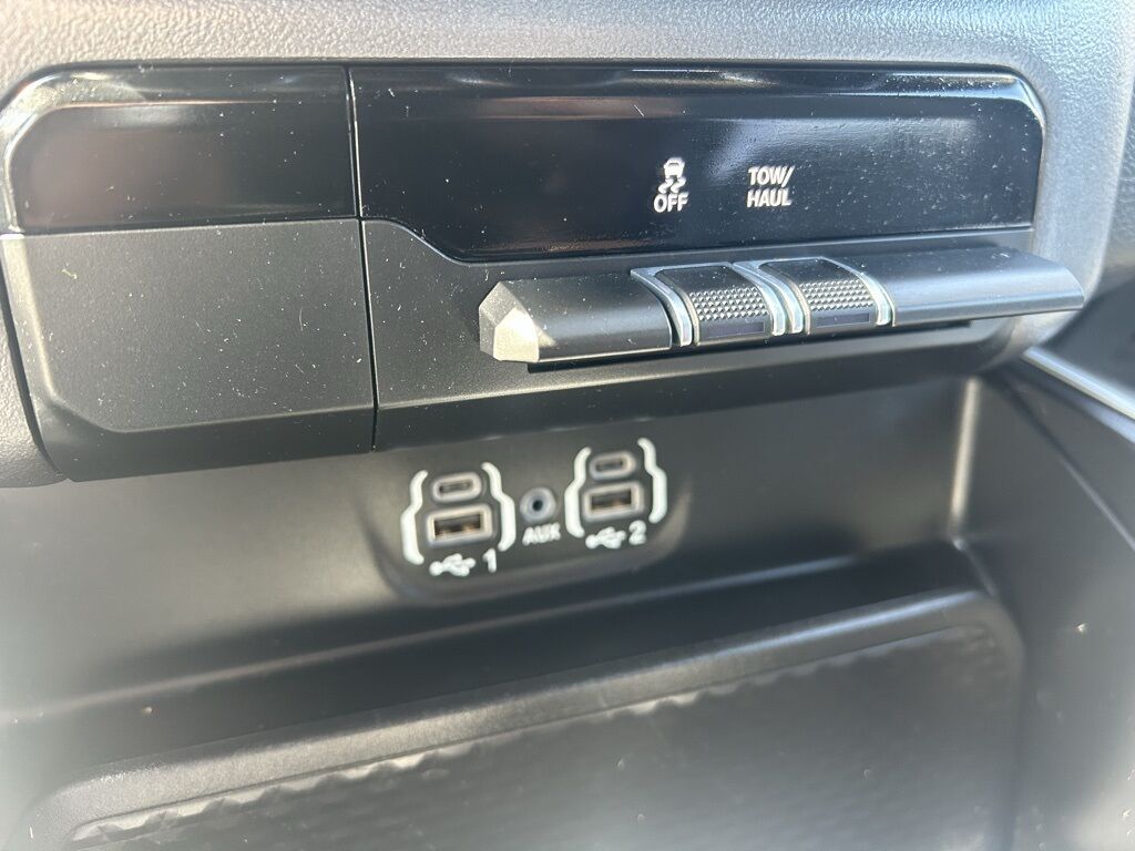 2022 Ram 1500 Big Horn/Lone Star Crestwood KY