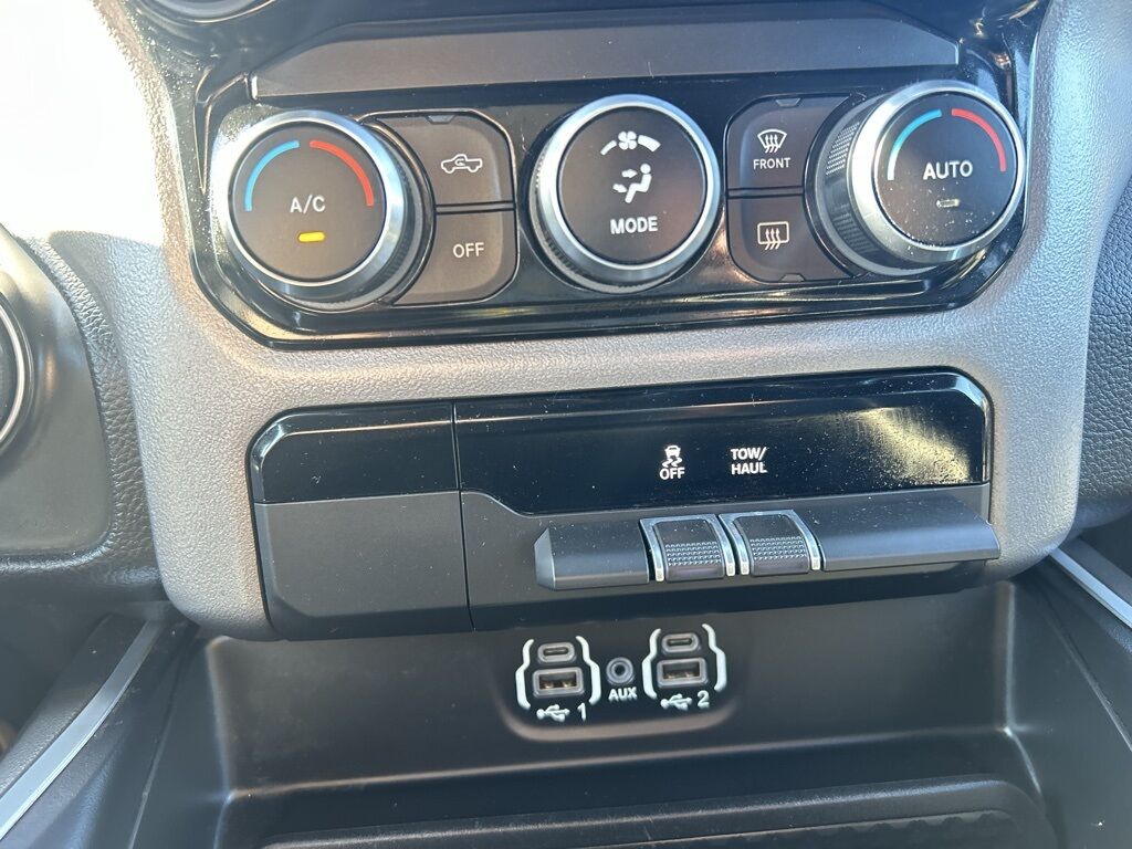 2022 Ram 1500 Big Horn/Lone Star Crestwood KY