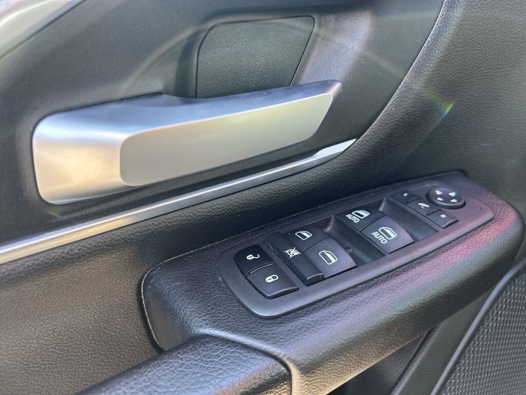 2022 Ram 1500 Big Horn/Lone Star Crestwood KY