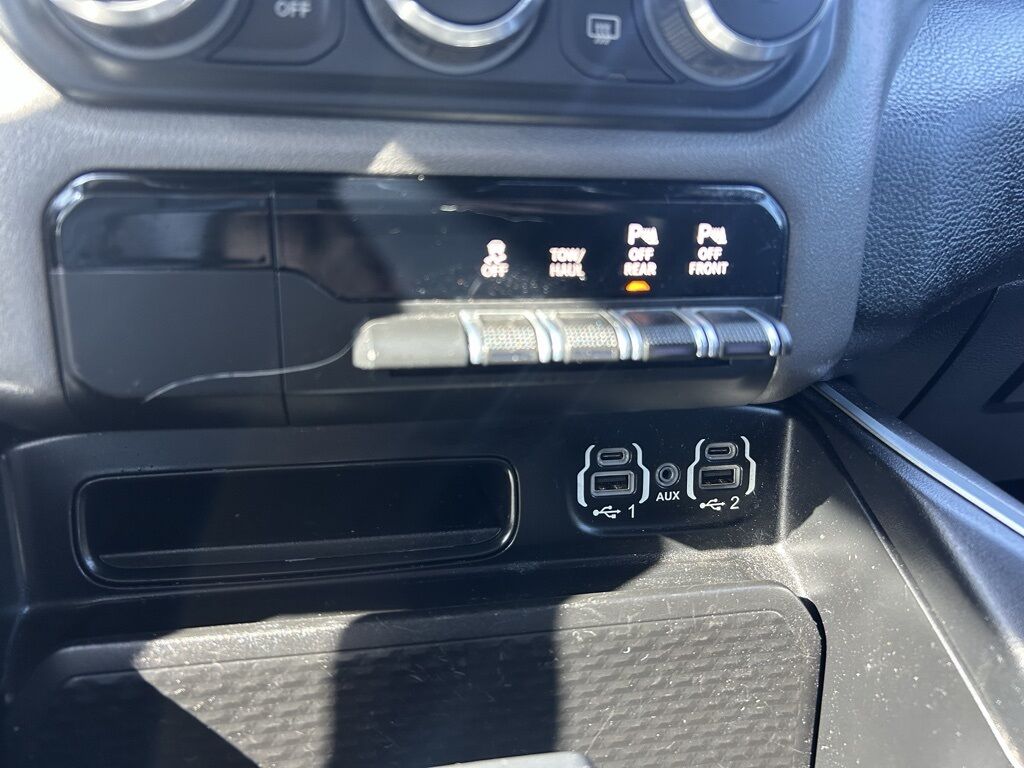 2022 Ram 1500 Big Horn/Lone Star Crestwood KY