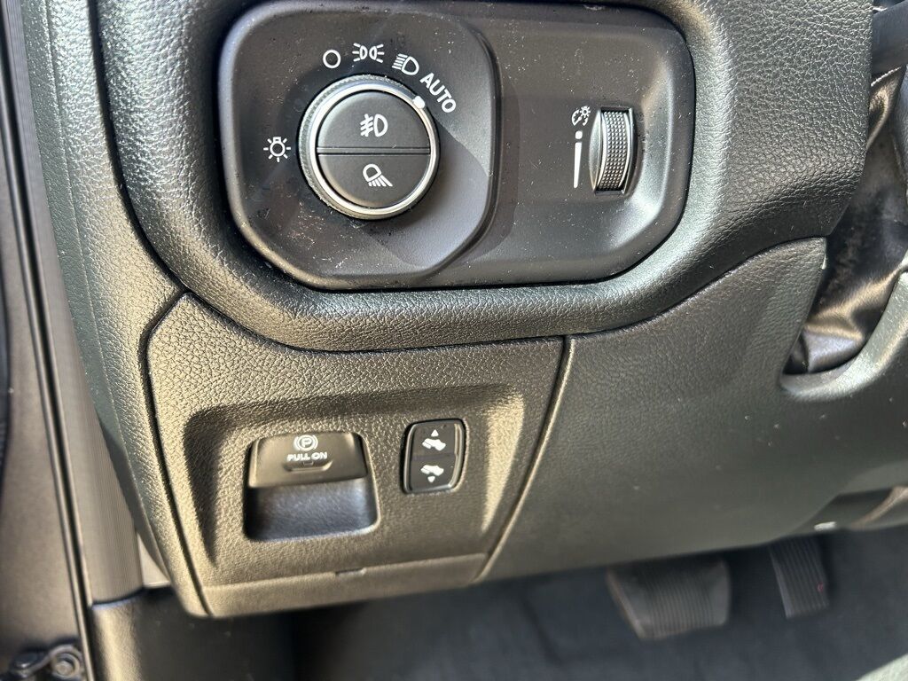 2022 Ram 1500 Big Horn/Lone Star Crestwood KY