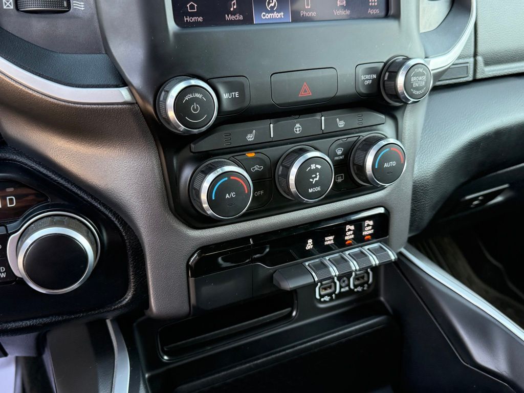 2022 Ram 1500 Big Horn/Lone Star Crestwood KY