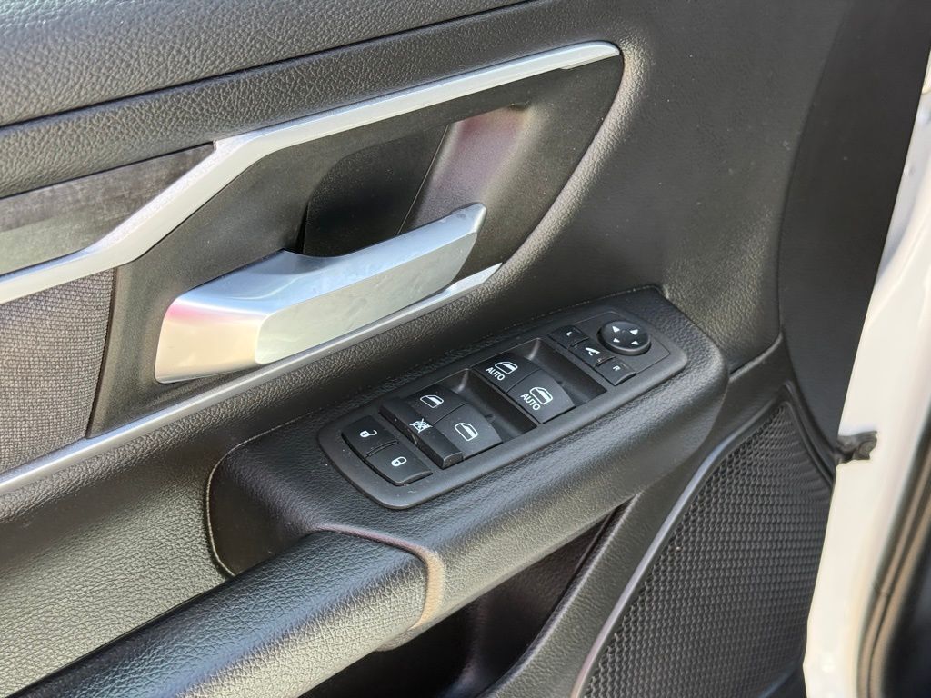 2022 Ram 1500 Big Horn/Lone Star Crestwood KY