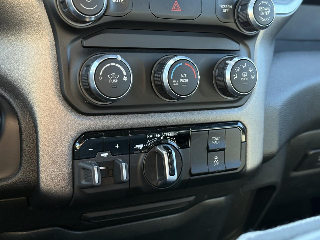 2022 Ram 1500 Big Horn/Lone Star Crestwood KY