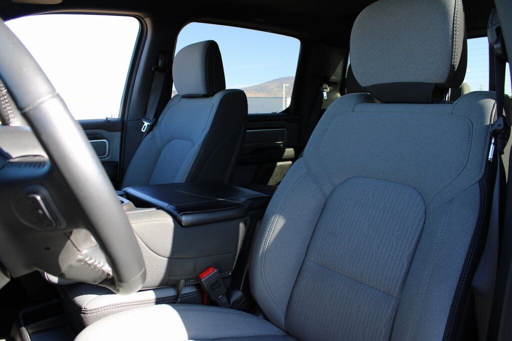 2022 Ram 1500 Big Horn/Lone Star Klamath Falls OR