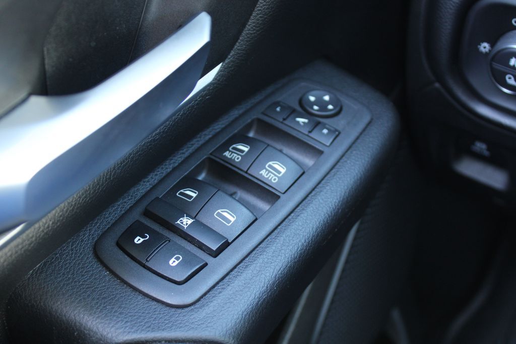 2022 Ram 1500 Big Horn/Lone Star Klamath Falls OR