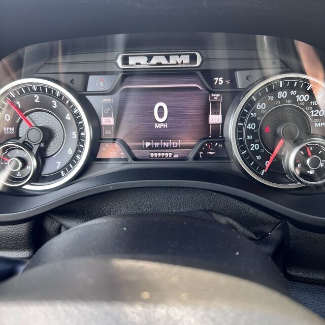 2022 Ram 1500 Big Horn/Lone Star Herrin IL