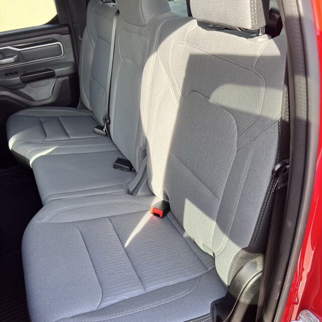 2022 Ram 1500 Big Horn/Lone Star Herrin IL