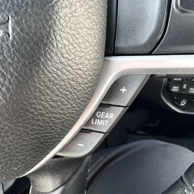 2022 Ram 1500 Big Horn/Lone Star Herrin IL