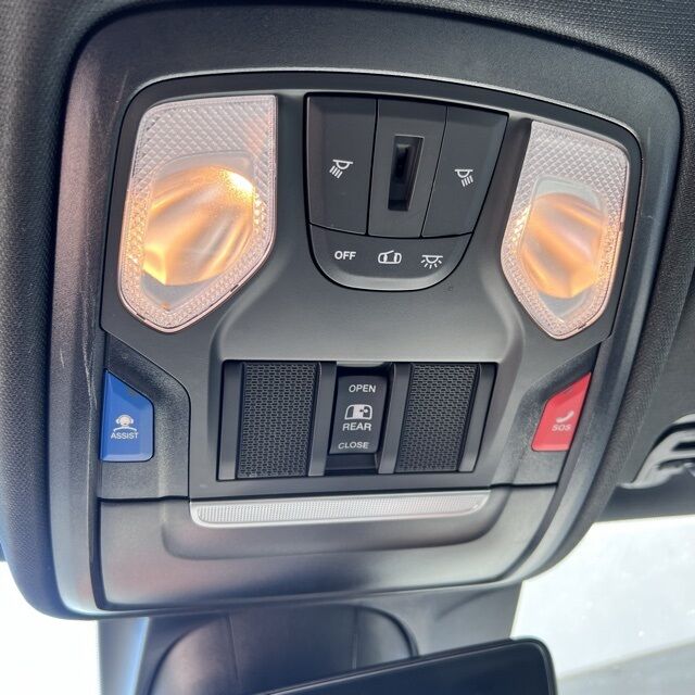 2022 Ram 1500 Big Horn/Lone Star Herrin IL