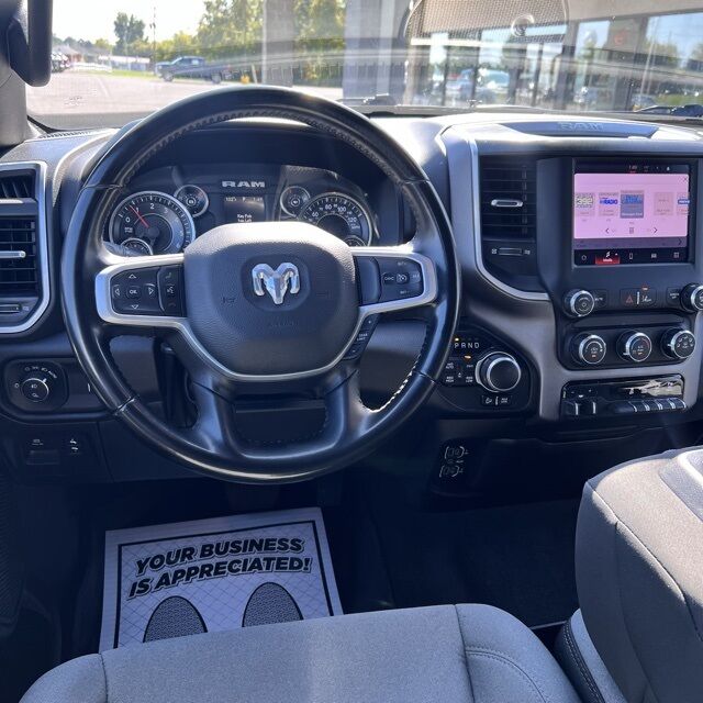 2022 Ram 1500 Big Horn/Lone Star Herrin IL