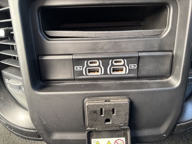 2022 Ram 1500 Big Horn/Lone Star Watertown SD