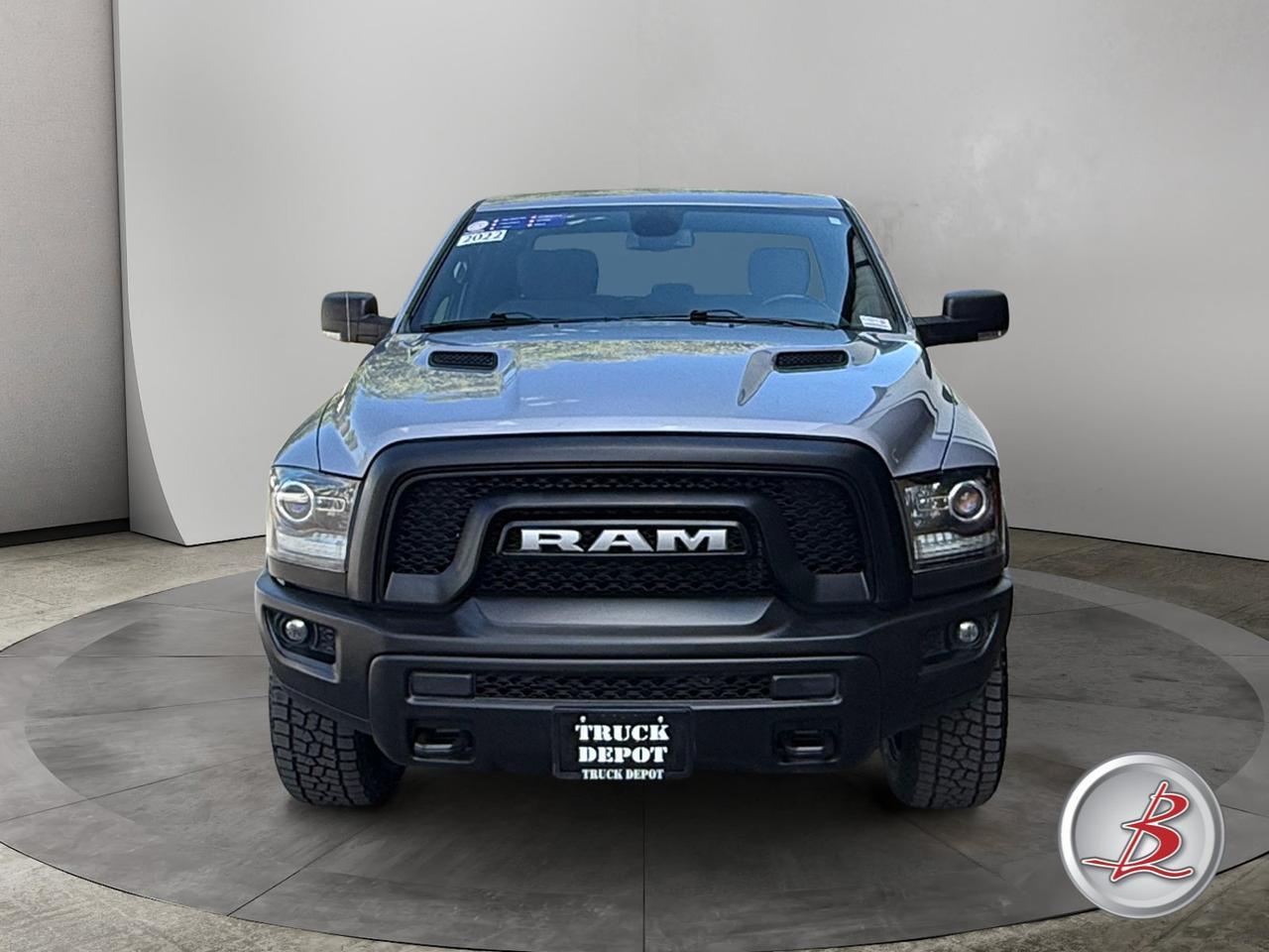 2022 Ram 1500 CLASSIC Crew Cab 4x4 Warlock Hemi