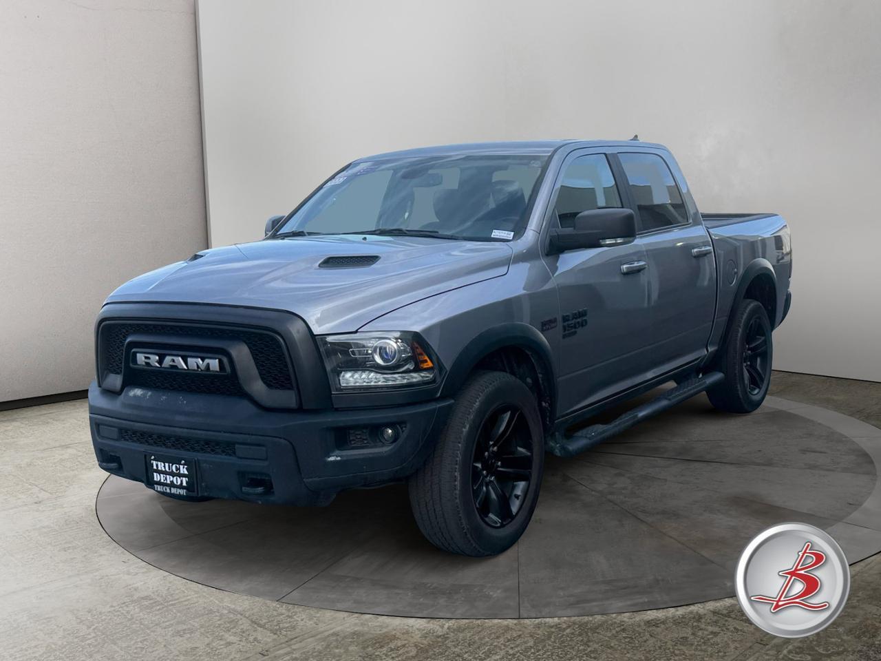 2022 Ram 1500 CLASSIC Crew Cab 4x4 Warlock Hemi