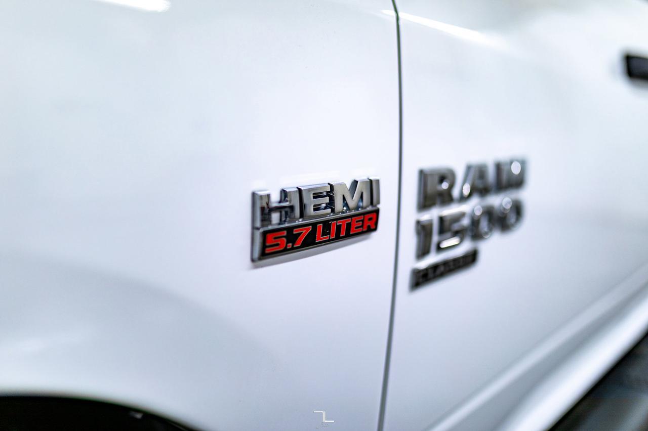 2022 Ram 1500 Classic 4x4 Crew Cab Express BCam Ram Box Red Deer AB