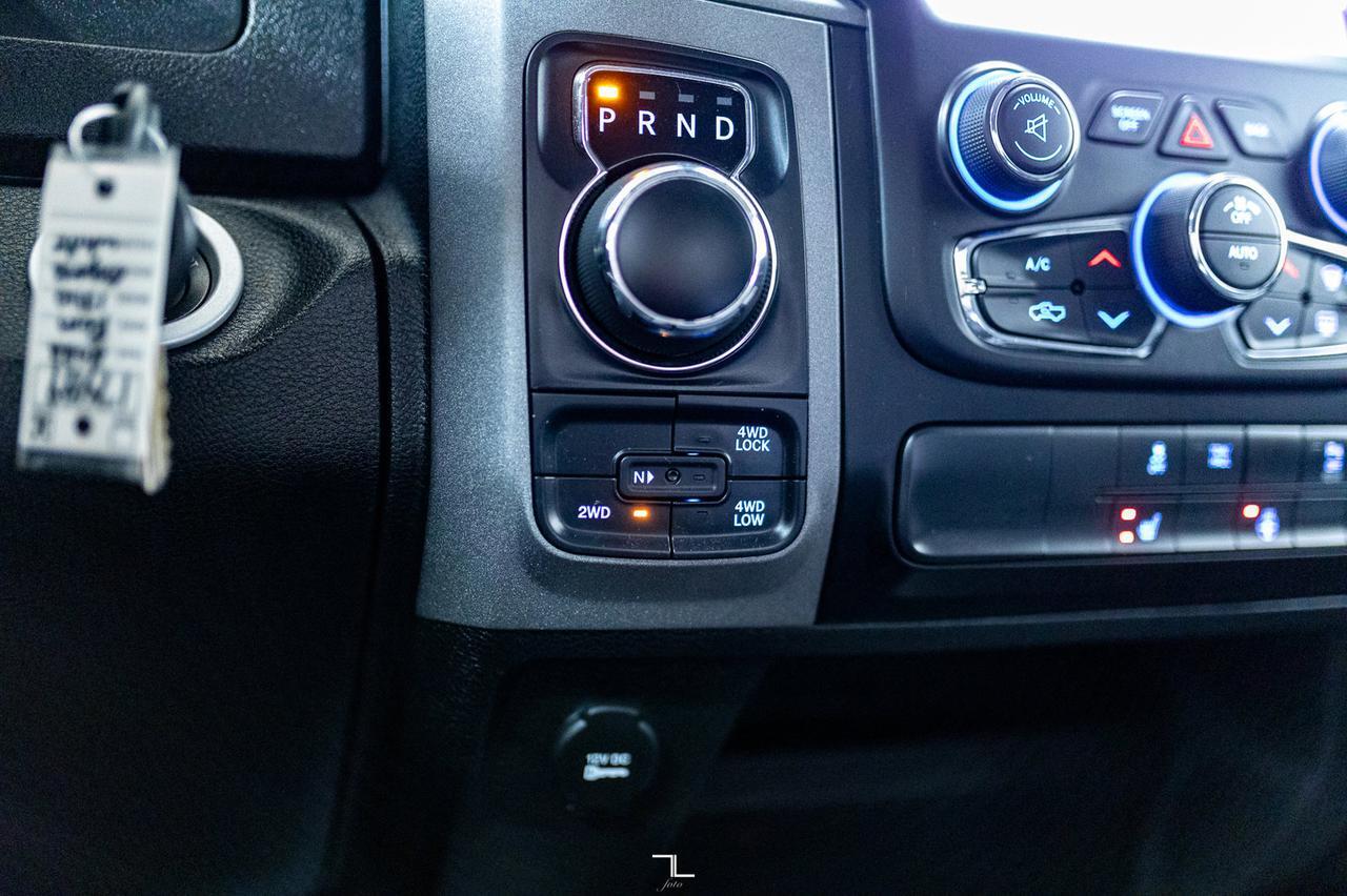 2022 Ram 1500 Classic 4x4 Crew Cab Express BCam Ram Box Red Deer AB