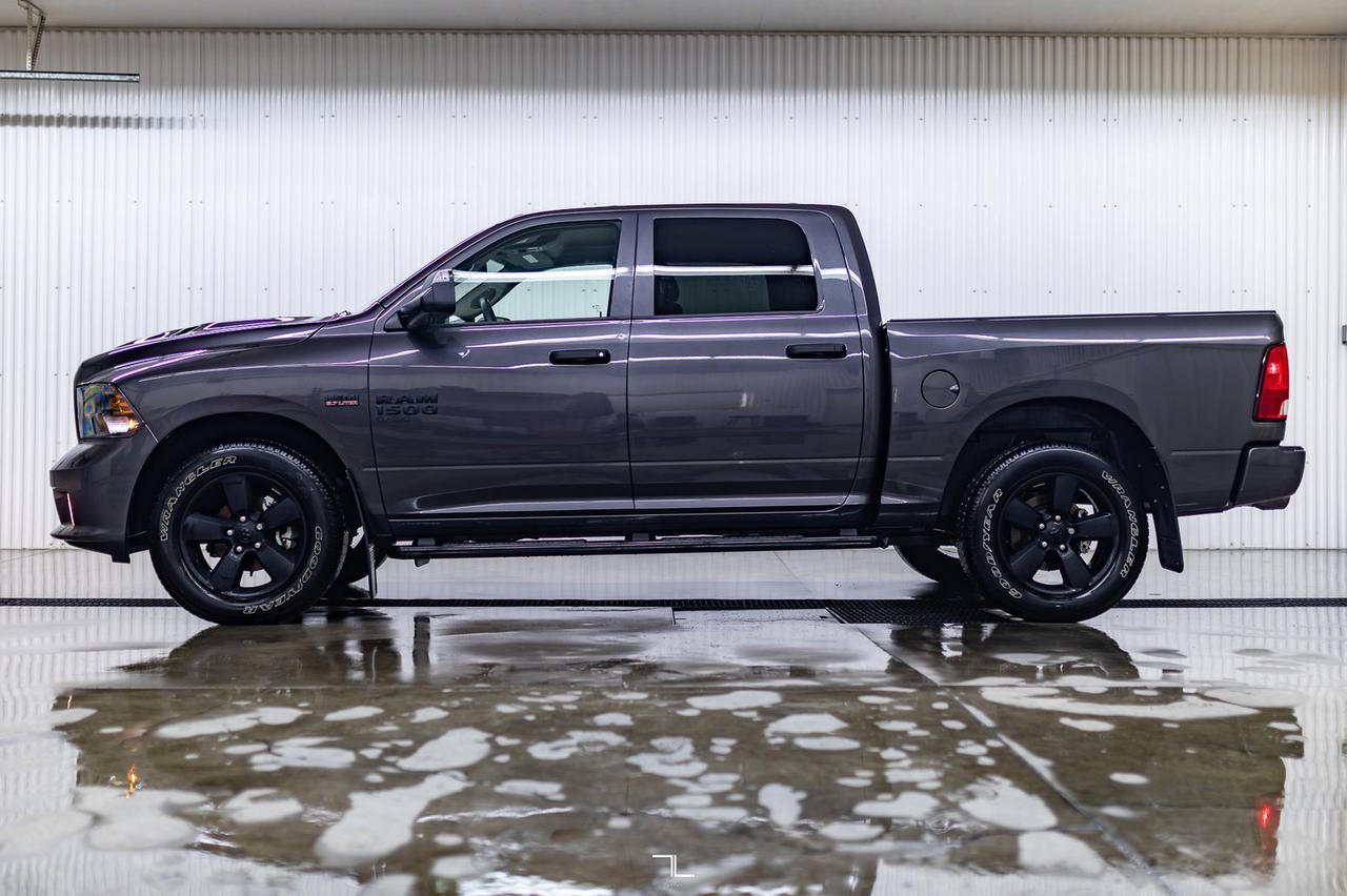 2022 Ram 1500 Classic 4x4 Crew Cab Express BCam Red Deer AB