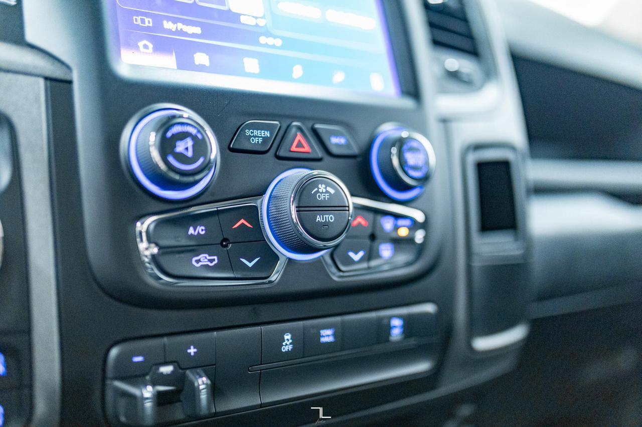 2022 Ram 1500 Classic 4x4 Crew Cab Express BCam Red Deer AB