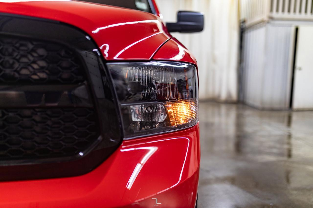 2022 Ram 1500 Classic 4x4 Crew Cab Express BCam Red Deer AB