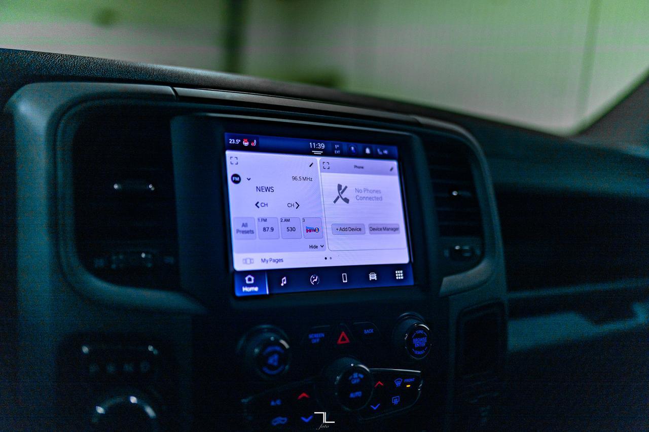 2022 Ram 1500 Classic 4x4 Crew Cab Express BCam Red Deer AB