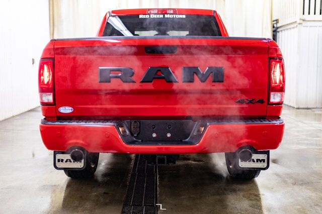 2022 Ram 1500 Classic 4x4 Crew Cab Express BCam Red Deer AB