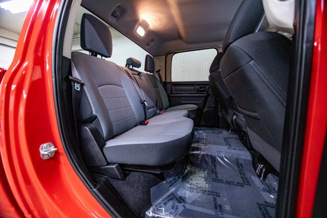 2022 Ram 1500 Classic 4x4 Crew Cab Express BCam Red Deer AB