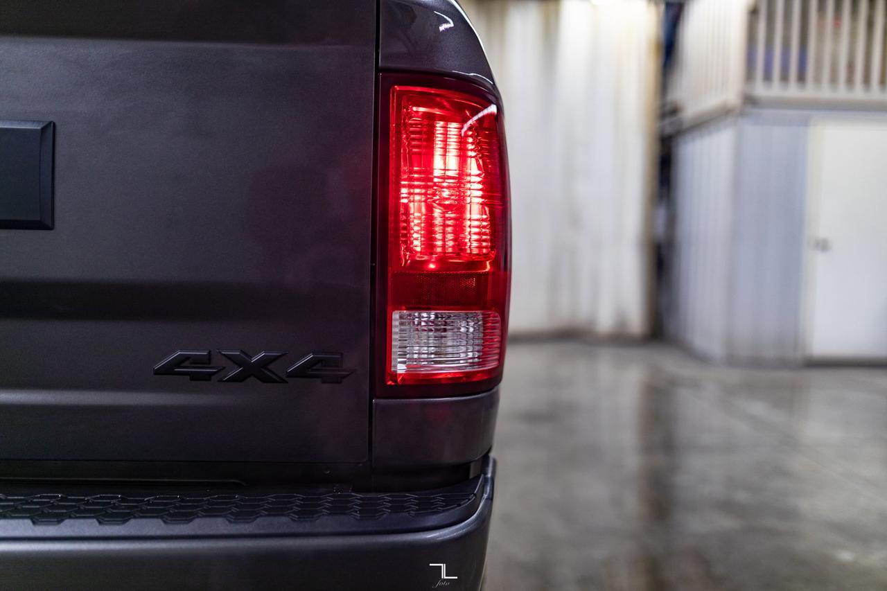 2022 Ram 1500 Classic 4x4 Crew Cab Express BCam Red Deer AB